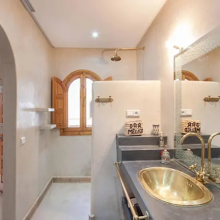 Riad Melilo Avec Piscine Chauffee Marrakesh Exterior photo